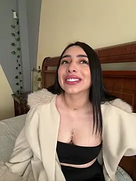 isabella jade online show from October 23, 2025, 2:16 pm