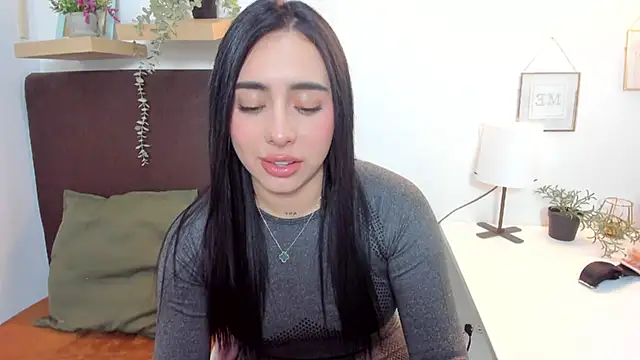 Snapshot of isabella_jade chatting on March 12, 2025, 10:17 pm isabella jade online show from March 12, 2025, 10:17 pm