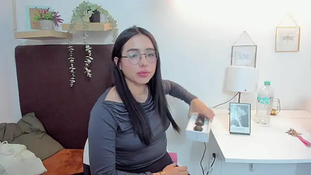 Snapshot of isabella_jade chatting on February 25, 2025, 6:55 pm isabella jade online show from February 25, 2025, 6:55 pm