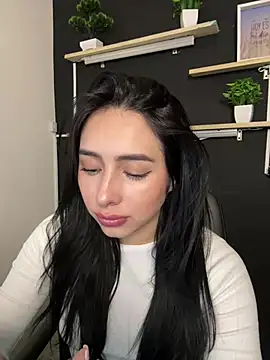 isabella jade online show from January 10, 2026, 8:59 pm