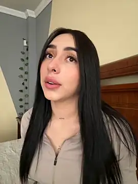 Snapshot of isabella_jade chatting on September 19, 2025, 1:15 pm isabella jade online show from September 19, 2025, 1:15 pm