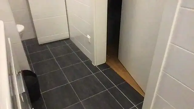 Snapshot of sexy_l_o_ chatting on October 8, 2025, 5:20 am sexy l o online show from October 8, 2025, 5:20 am