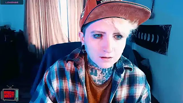 Marieblueeyes online show from December 16, 2025, 9:30 pm