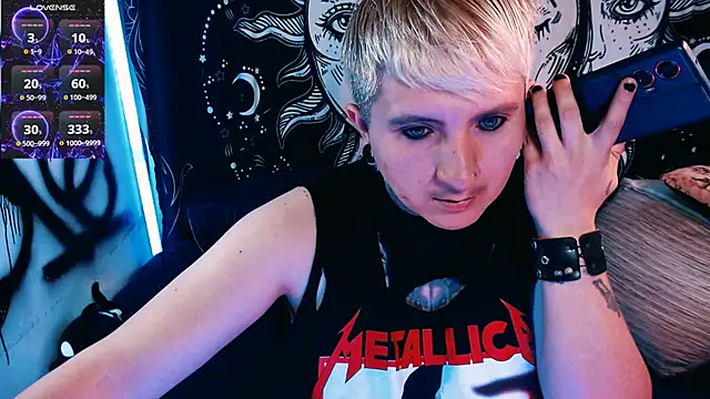 Marieblueeyes online show from May 13, 2026, 6:59 pm