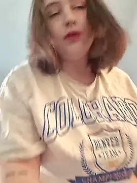 Yammy Yumi online show from November 7, 2025, 1:26 pm