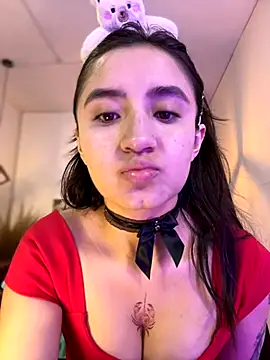Snapshot of Perla_Campbell chatting on September 24, 2025, 2:12 pm Perla Campbell online show from September 24, 2025, 2:12 pm