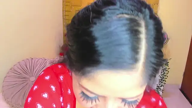 Snapshot of Julia_Haye chatting on April 10, 2026, 4:52 am Julia Haye online show from April 10, 2026, 4:52 am