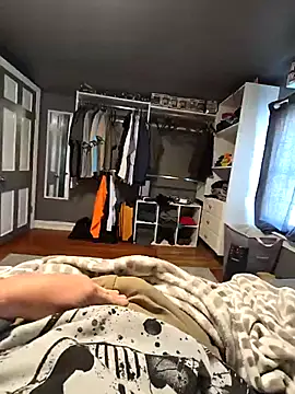 taurada76 online show from February 8, 2026, 4:05 pm