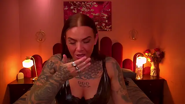 ChloeGrayBabestation online show from October 21, 2025, 5:18 am