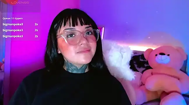 kim blake online show from March 19, 2025, 1:07 pm