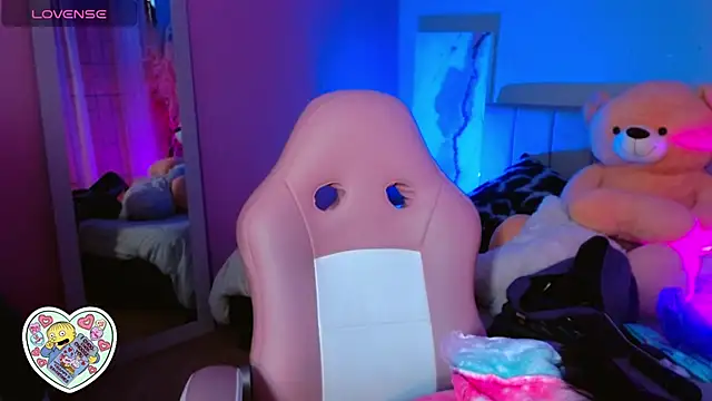 kim blake online show from February 17, 2025, 11:55 am