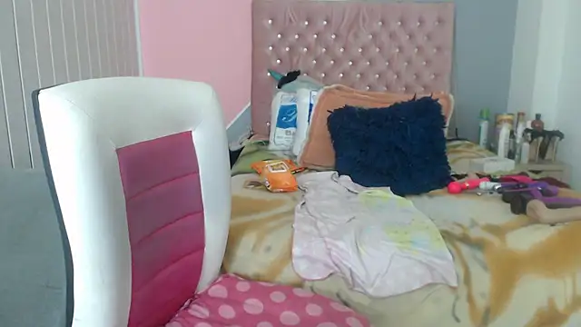 Snapshot of Negrabig chatting on March 6, 2025, 9:58 am Negrabig online show from March 6, 2025, 9:58 am