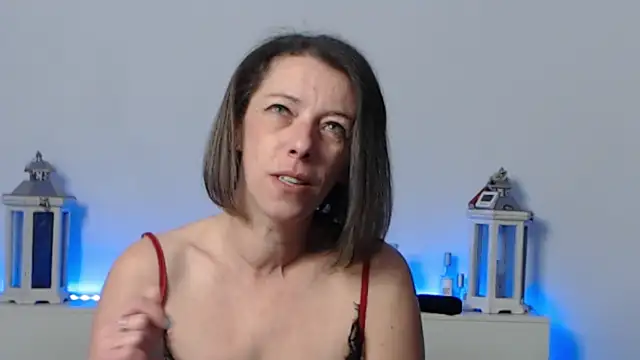 Snapshot of Oriane_Jackson chatting on March 3, 2026, 6:09 am Oriane Jackson online show from March 3, 2026, 6:09 am