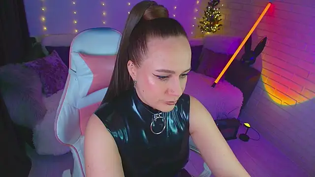 pepper cat  online show from April 2, 2026, 12:18 am