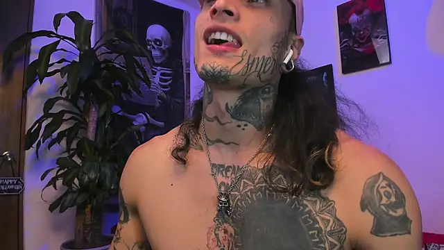 Snapshot of Ryuk_it chatting on October 24, 2025, 1:15 am Ryuk it online show from October 24, 2025, 1:15 am