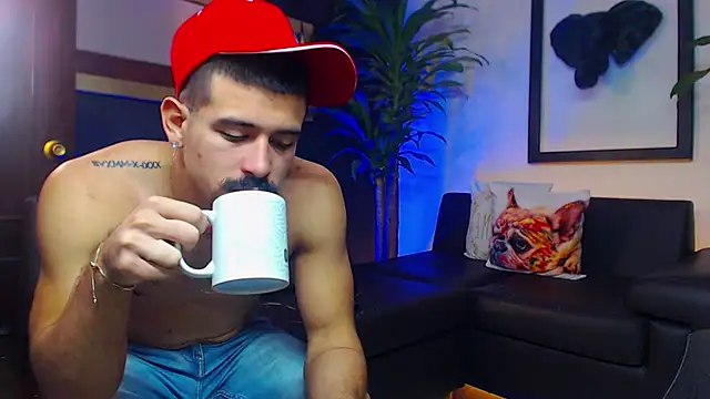 Markboyl online show from March 19, 2025, 12:01 pm