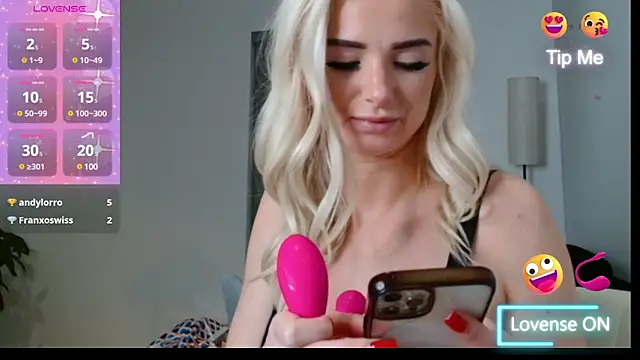 Snapshot of chelseablonde chatting on February 28, 2025, 10:39 pm chelseablonde online show from February 28, 2025, 10:39 pm