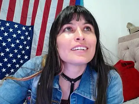 Snapshot of Alexandrasaenz chatting on June 15, 2026, 9:47 pm Alexandrasaenz online show from June 15, 2026, 9:47 pm