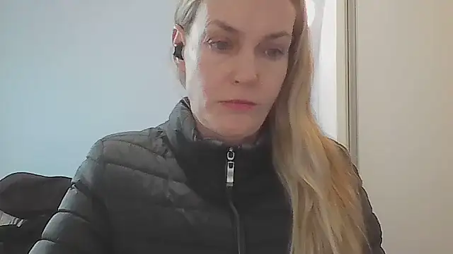 Annylove1 online show from June 2, 2026, 10:48 am