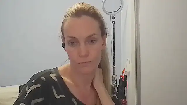 Annylove1 online show from March 21, 2026, 12:12 am