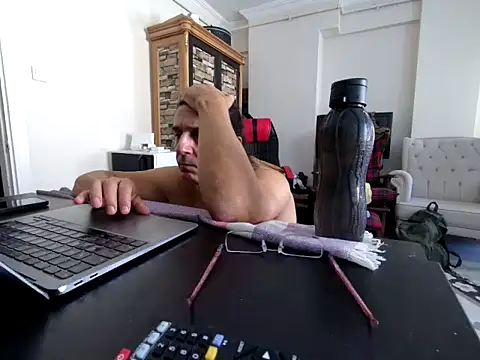 ALPHANDRE online show from September 22, 2025, 10:21 am