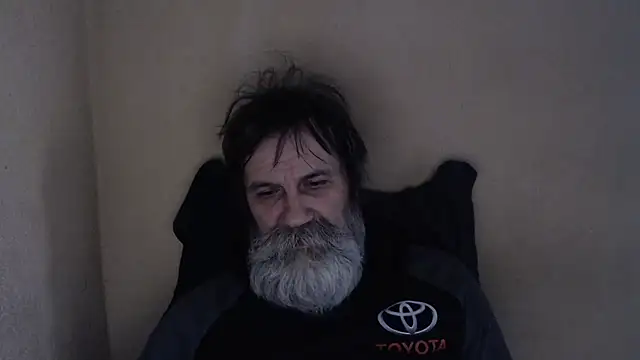 AlexNudo online show from January 14, 2026, 1:04 pm