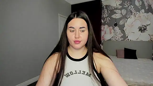 Snapshot of Roxie_Bradley chatting on January 15, 2026, 6:50 am Roxie Bradley online show from January 15, 2026, 6:50 am