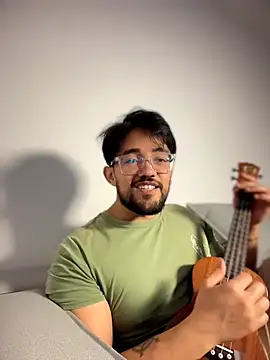 Im sophiie online show from December 20, 2025, 7:11 am