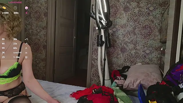 DianaWild online show from December 29, 2024, 1:17 pm