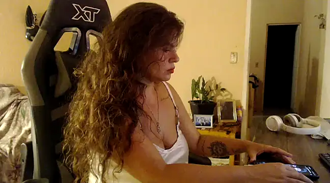 OliviaRojas online show from December 5, 2024, 11:56 pm