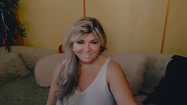 Malena Mi online show from March 13, 2026, 1:27 pm