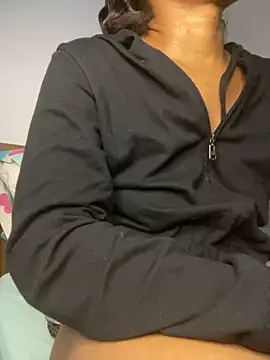 Snapshot of _yisela_ chatting on March 25, 2026, 1:06 am yisela online show from March 25, 2026, 1:06 am