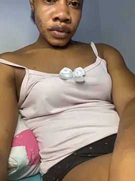 Snapshot of _yisela_ chatting on April 11, 2026, 1:13 am yisela online show from April 11, 2026, 1:13 am