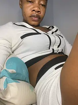 Snapshot of _yisela_ chatting on March 30, 2026, 12:23 am yisela online show from March 30, 2026, 12:23 am