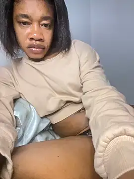 Snapshot of _yisela_ chatting on March 10, 2026, 1:31 am yisela online show from March 10, 2026, 1:31 am