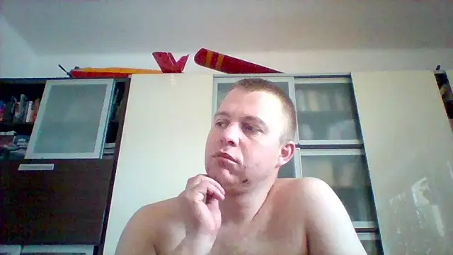 Matttthees online show from November 29, 2025, 1:11 pm