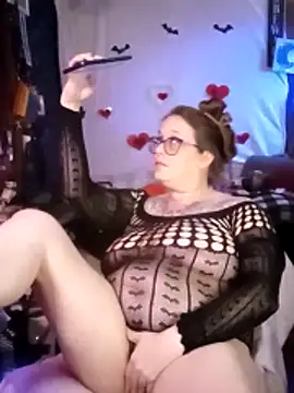 edgexchaos online show from March 5, 2026, 4:42 am