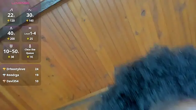 Snapshot of AlmaSean chatting on March 4, 2025, 11:11 pm AlmaSean online show from March 4, 2025, 11:11 pm