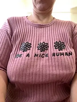 sweetmystery1 online show from October 25, 2025, 12:17 pm