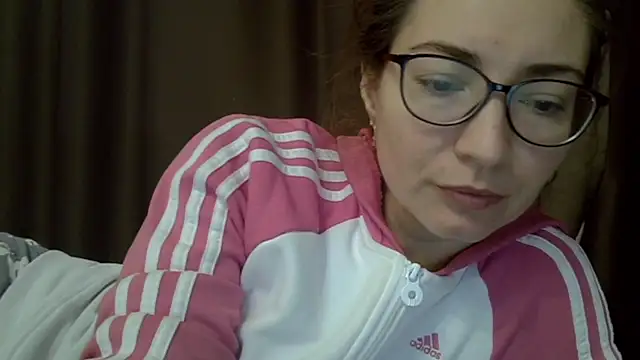 Ashleyspice online show from November 14, 2025, 7:23 am