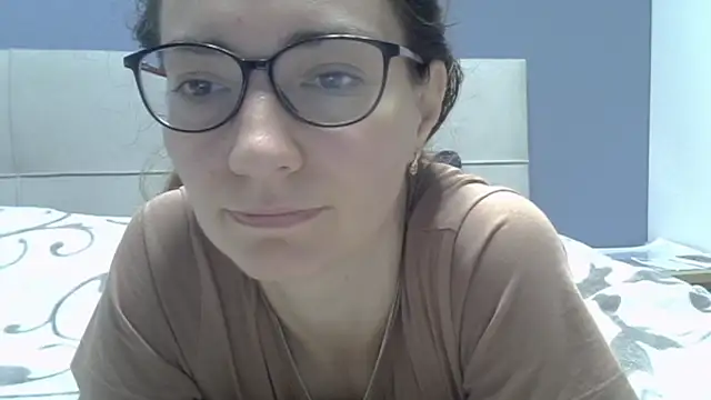 Ashleyspice online show from May 17, 2026, 7:08 am