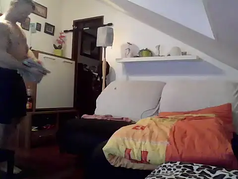 Cambitchboy online show from January 9, 2026, 2:07 am