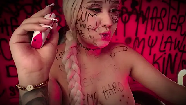 Laura takint online show from February 13, 2025, 10:00 pm