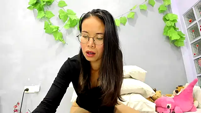 loveley jenny online show from January 8, 2026, 6:52 am