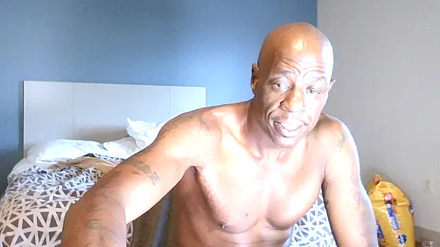 bobbiebone1xh online show from May 18, 2026, 7:51 pm
