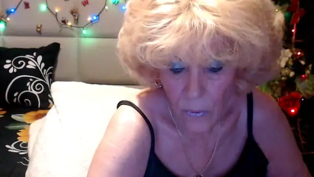 HappyWomanOn online show from May 25, 2026, 9:08 am