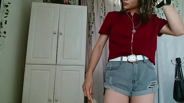 Snapshot of Pinkye_skarlet chatting on April 20, 2026, 6:09 pm Pinkye skarlet online show from April 20, 2026, 6:09 pm