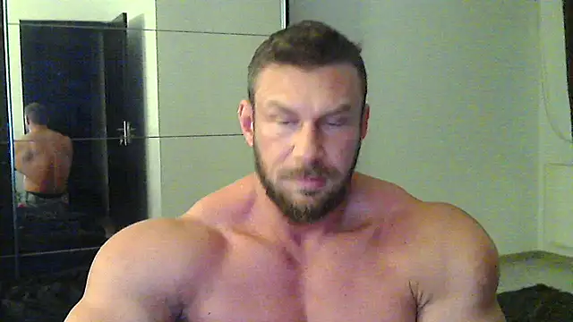 Snapshot of muscularkevin chatting on March 12, 2025, 4:51 am muscularkevin online show from March 12, 2025, 4:51 am