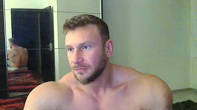Snapshot of muscularkevin chatting on December 20, 2024, 2:05 pm muscularkevin online show from December 20, 2024, 2:05 pm