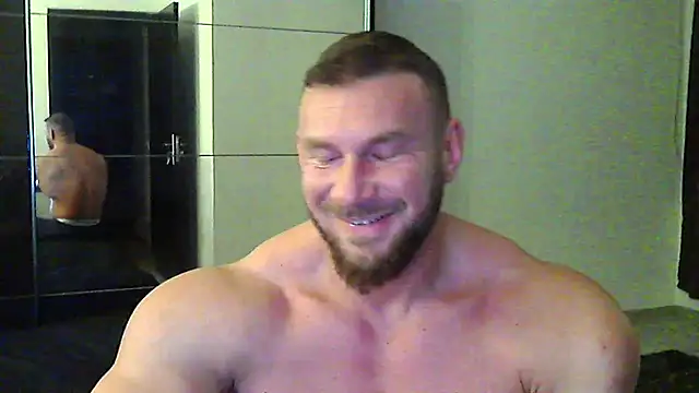Snapshot of muscularkevin chatting on December 18, 2025, 4:28 am muscularkevin online show from December 18, 2025, 4:28 am